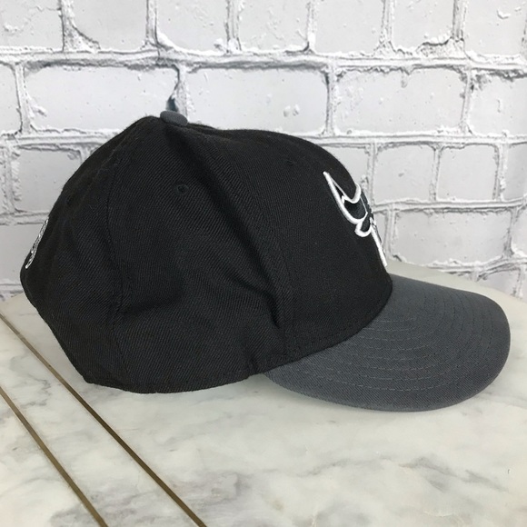 New Era 9Fifty NBA Chicago Bulls Black & Gray Adjustable SnapBack Hat & Cap - Picture 8 of 11